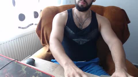 Snapshot of strongcoffee10 chatting on November 4, 2025, 6:45 am StrongCoffee online show from November 4, 2025, 6:45 am