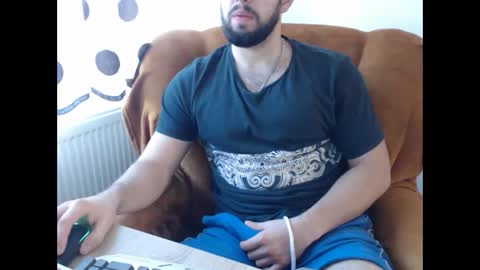 Snapshot of strongcoffee10 chatting on November 5, 2025, 11:43 am StrongCoffee online show from November 5, 2025, 11:43 am