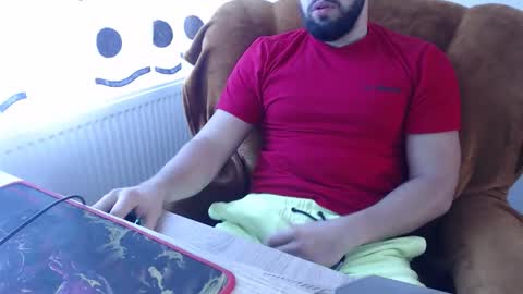 Snapshot of strongcoffee10 chatting on November 6, 2025, 9:43 am StrongCoffee online show from November 6, 2025, 9:43 am