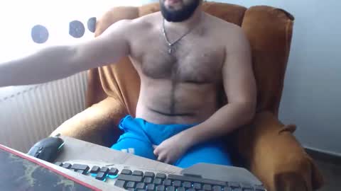 Snapshot of strongcoffee10 chatting on November 12, 2025, 7:42 am StrongCoffee online show from November 12, 2025, 7:42 am