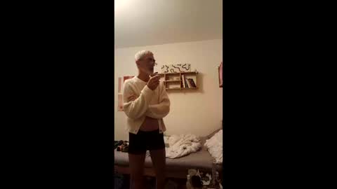 stugo1964 online show from April 17, 2026, 11:52 pm