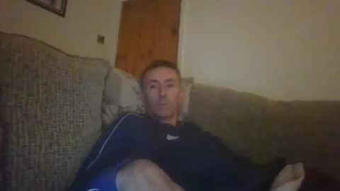 stuuuey73 online show from October 14, 2025, 9:48 pm