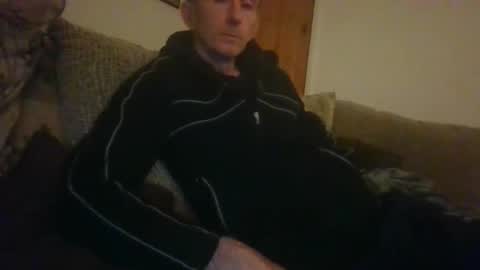 stuuuey73 online show from December 19, 2025, 10:06 pm