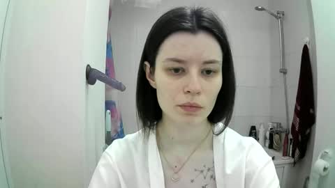 Snapshot of style_bliss chatting on October 3, 2025, 4:26 pm Eva online show from October 3, 2025, 4:26 pm