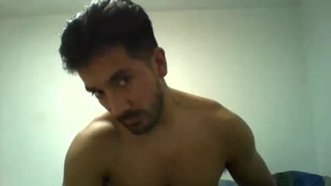 Snapshot of suaber_ chatting on November 3, 2025, 10:10 pm suaber_ online show from November 3, 2025, 10:10 pm