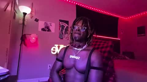 Snapshot of suavechocolatecity chatting on March 25, 2026, 5:35 am Hot Chocolate online show from March 25, 2026, 5:35 am