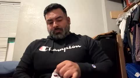 suavecito67 online show from February 4, 2025, 7:40 am