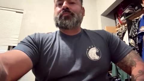 suavecito67 online show from November 4, 2025, 7:51 am