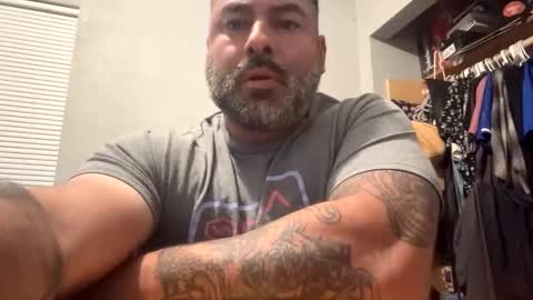 suavecito67 online show from December 5, 2025, 3:15 am