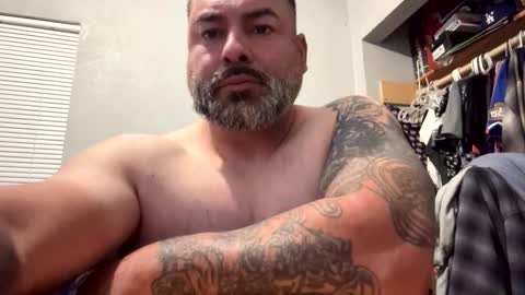 suavecito67 online show from April 15, 2026, 2:51 am