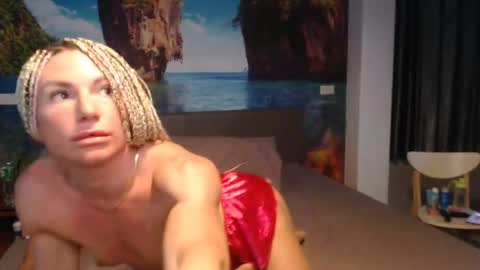 subbmarilyn online show from November 26, 2025, 10:05 am