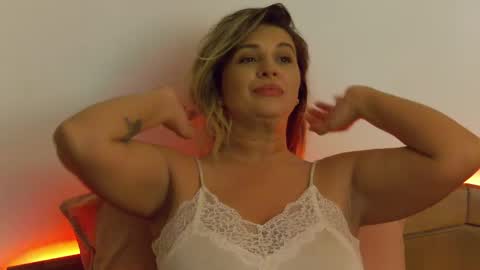 Snapshot of sublimecarla chatting on May 14, 2026, 1:45 am Carla online show from May 14, 2026, 1:45 am