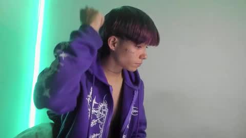 Snapshot of submissive_boyy_ chatting on September 30, 2025, 6:02 pm nico online show from September 30, 2025, 6:02 pm