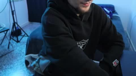 Im Substanc3  online show from March 25, 2026, 11:33 pm