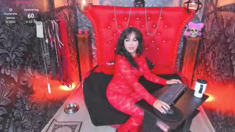 Yunna online show from October 14, 2025, 4:19 pm