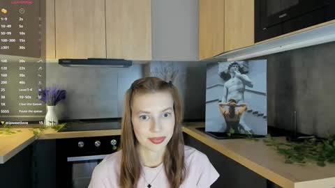 Snapshot of succulentsins chatting on September 19, 2025, 6:15 am Grace online show from September 19, 2025, 6:15 am
