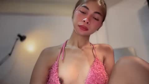 Snapshot of suckablechick chatting on February 19, 2026, 3:08 pm Marry online show from February 19, 2026, 3:08 pm