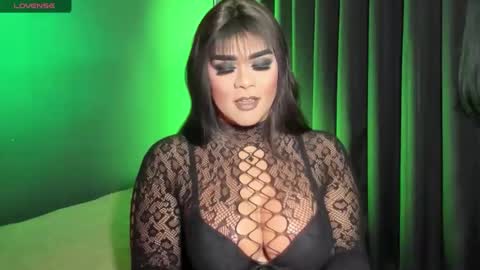 JADE ELYSE online show from November 8, 2025, 6:18 pm