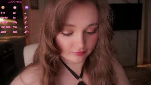 suckdolluxe online show from May 9, 2026, 1:49 pm