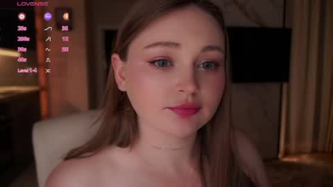 suckdolluxe online show from May 24, 2026, 6:13 pm
