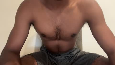 Snapshot of suckmiiiii chatting on February 16, 2026, 11:39 am Allyours online show from February 16, 2026, 11:39 am