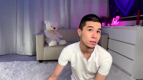 Snapshot of sue_star chatting on October 9, 2025, 9:57 pm Emmy online show from October 9, 2025, 9:57 pm