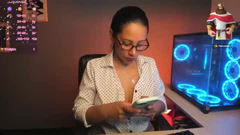 Snapshot of sue_wolls chatting on February 27, 2025, 1:05 am Andrea online show from February 27, 2025, 1:05 am
