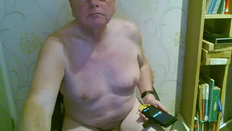 suffolkboy4 online show from March 3, 2026, 9:10 pm