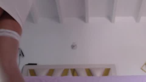 sugar1014 online show from February 4, 2025, 1:38 pm