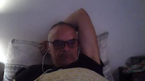 Snapshot of sugar1971 chatting on March 3, 2026, 7:36 am paolo online show from March 3, 2026, 7:36 am
