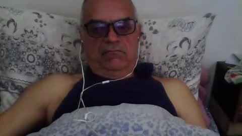 Snapshot of sugar1971 chatting on March 5, 2026, 7:04 am paolo online show from March 5, 2026, 7:04 am