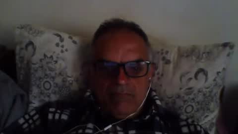 Snapshot of sugar1971 chatting on April 9, 2026, 7:58 am paolo online show from April 9, 2026, 7:58 am