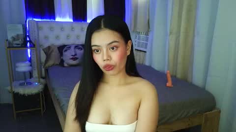 sugar_pinay18x online show from December 14, 2025, 11:09 pm