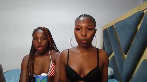 Snapshot of sugarbabie_ chatting on October 7, 2025, 10:18 pm Sugarbabie online show from October 7, 2025, 10:18 pm