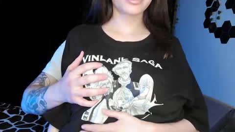 Snapshot of sugarpeaach chatting on October 31, 2025, 3:24 pm Sugarpeaach online show from October 31, 2025, 3:24 pm