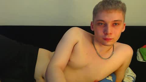 Snapshot of sugarrebit chatting on February 7, 2025, 12:39 pm Sugarbutter online show from February 7, 2025, 12:39 pm