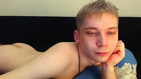 Snapshot of sugarrebit chatting on February 10, 2025, 11:02 pm Sugarbutter online show from February 10, 2025, 11:02 pm