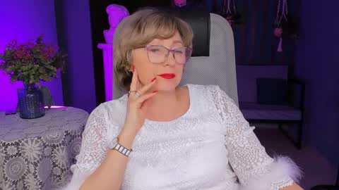 Vivien online show from January 9, 2025, 7:08 pm