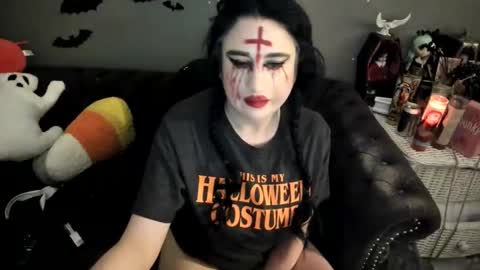 Sugary online show from November 1, 2025, 2:57 am