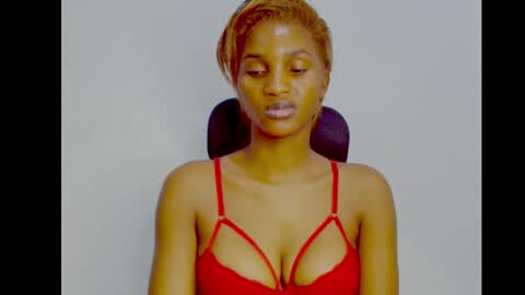 Snapshot of sugax_cuntwetxx chatting on September 16, 2025, 6:09 pm Ivy online show from September 16, 2025, 6:09 pm