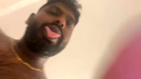 Let me be your knight that saves you online show from September 29, 2025, 4:12 pm