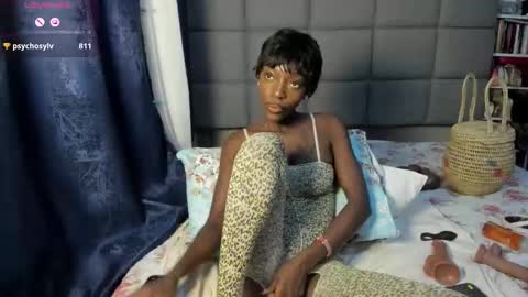 Snapshot of suhaila_suu chatting on February 3, 2026, 2:53 am suhaila_suu online show from February 3, 2026, 2:53 am