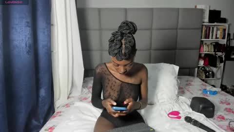 Snapshot of suhaila_suu chatting on February 26, 2026, 1:04 am suhaila_suu online show from February 26, 2026, 1:04 am