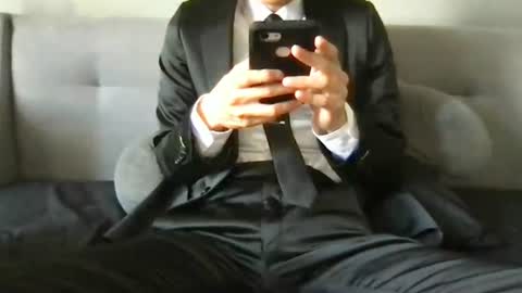 suitfetishez online show from June 23, 2026, 6:50 pm