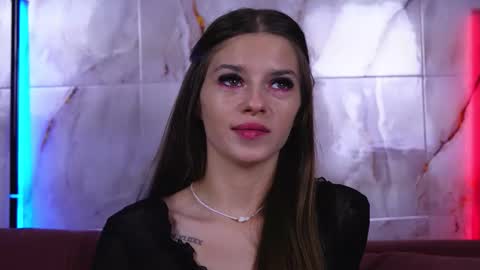 sukie_spooky online show from October 25, 2025, 9:28 am