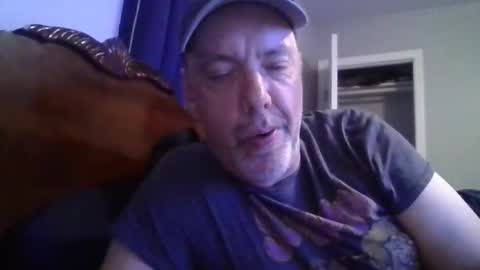 Snapshot of sullydog48 chatting on November 16, 2025, 3:01 am Sully online show from November 16, 2025, 3:01 am