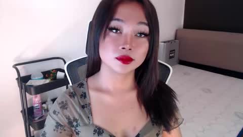 sultry cyramore online show from October 3, 2025, 5:37 am