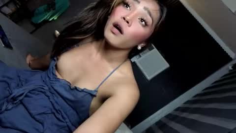 sultry_sirenxx online show from January 13, 2026, 1:27 pm