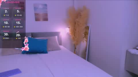 Christina online show from November 14, 2025, 7:51 am