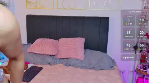 Snapshot of summer_holiday chatting on October 13, 2025, 2:55 am OnlyFans summer holiday online show from October 13, 2025, 2:55 am